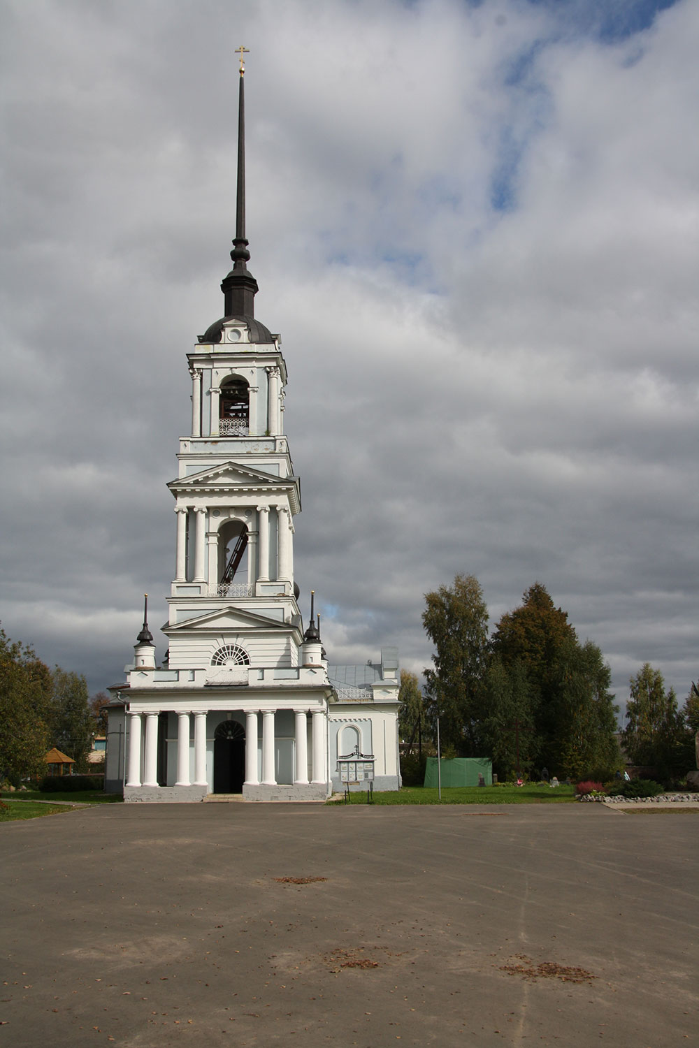 Вознесенская церковь Калязина: описание, история, фото, точный адрес