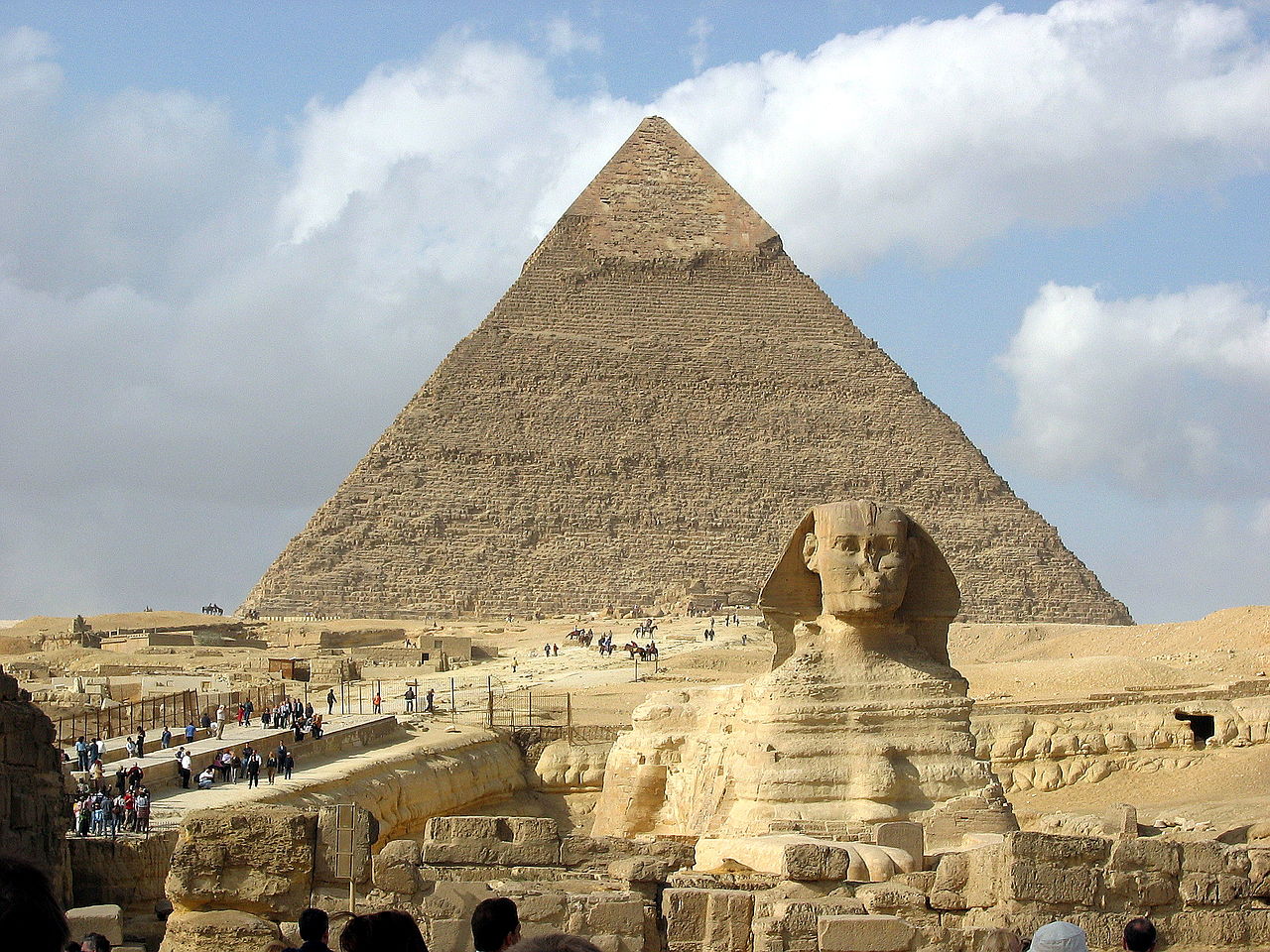 Пирамиды и сфинксы древнего Египта