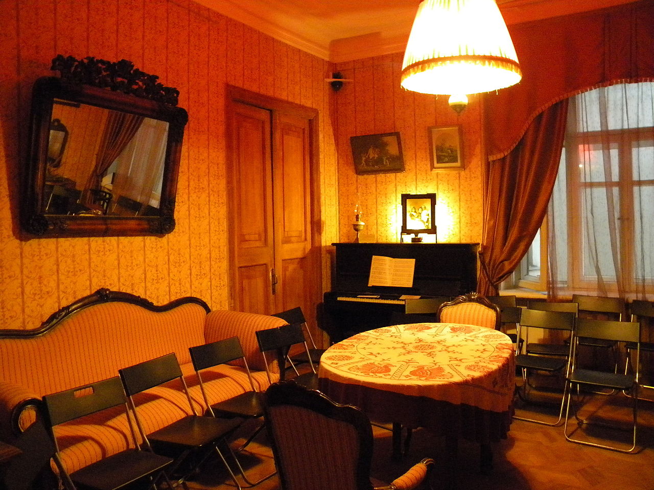 Дом-музей Булгакова в Москве нехорошая квартира