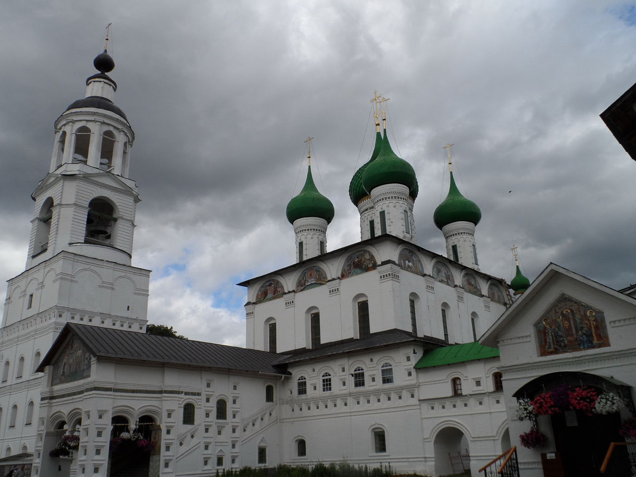 Свято-Введенский Толгский Женский монастырь