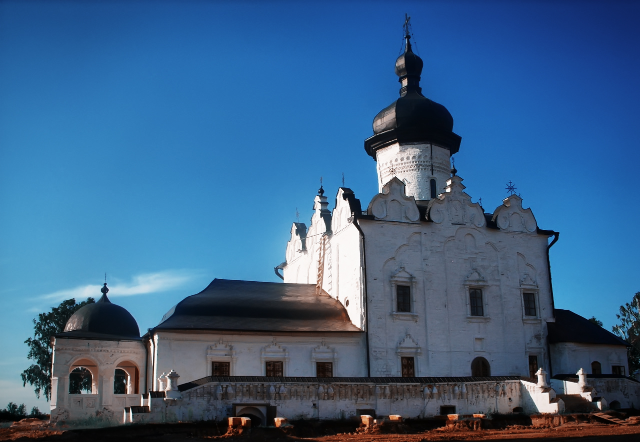 Успенский собор свияжск фото