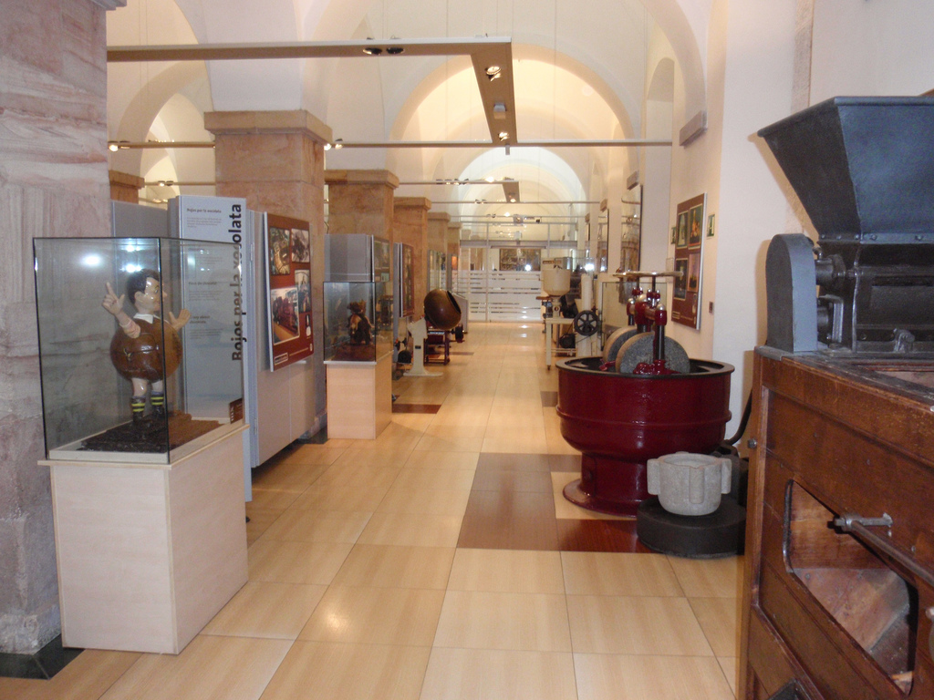 Музей шоколада в Барселоне: экспозиции, адрес, телефоны, время работы, сайт  музея