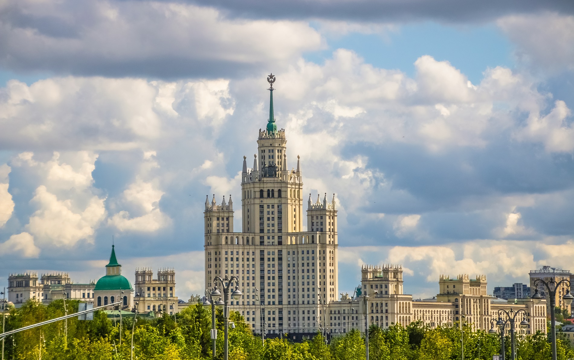5 крутых мест в Москве, куда без гида не попасть, а очень хочется