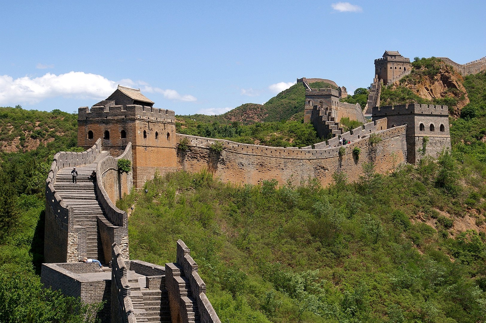 Китайская стена. Древняя Великая китайская стена. Великая китайская стена глинобитная. Архитектура древнего Китая Великая китайская стена. Великая китайская стена фото.