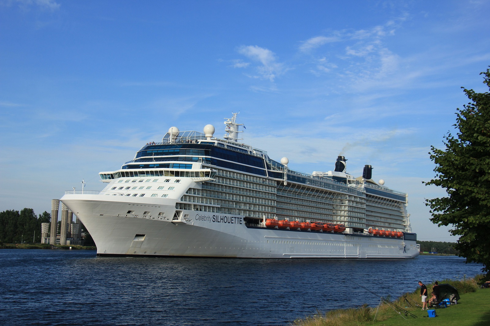 Круизный лайнер Celebrity Solstice, морские круизы и путешествия на  Celebrity Solstice