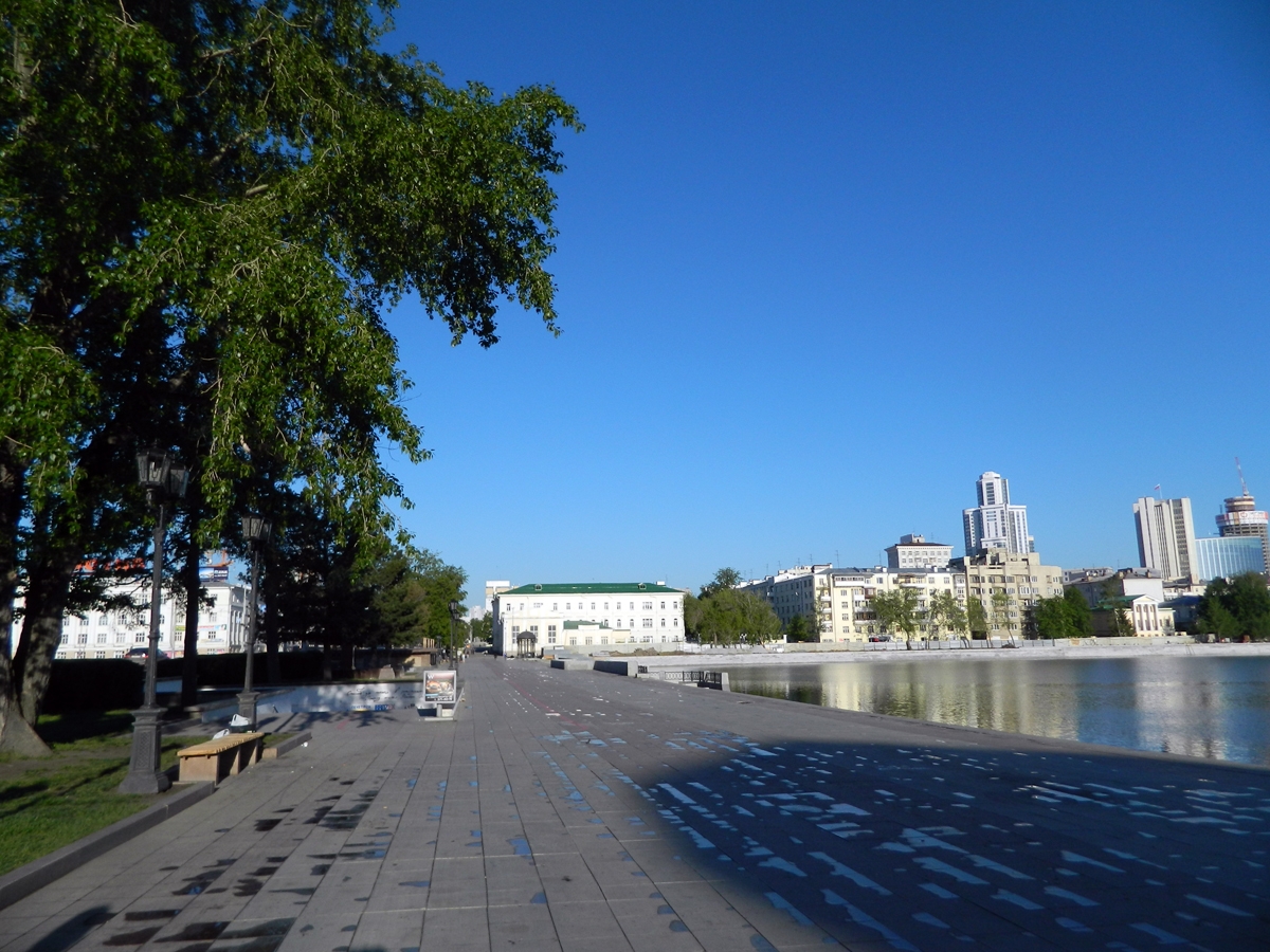 Исторический сквер Екатеринбурга — подробное описание, адрес и фото