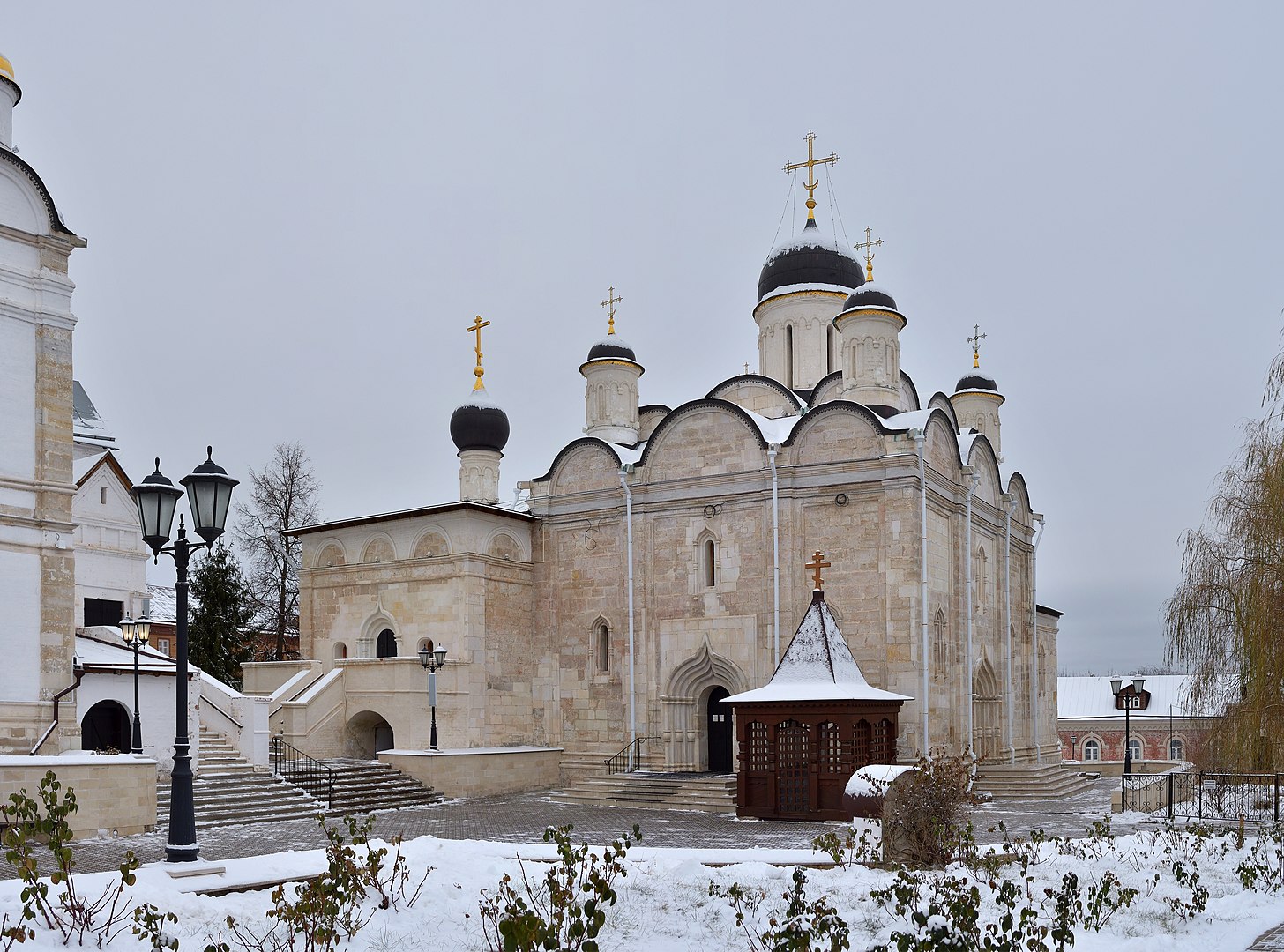 Монастырь введенский владычный фото