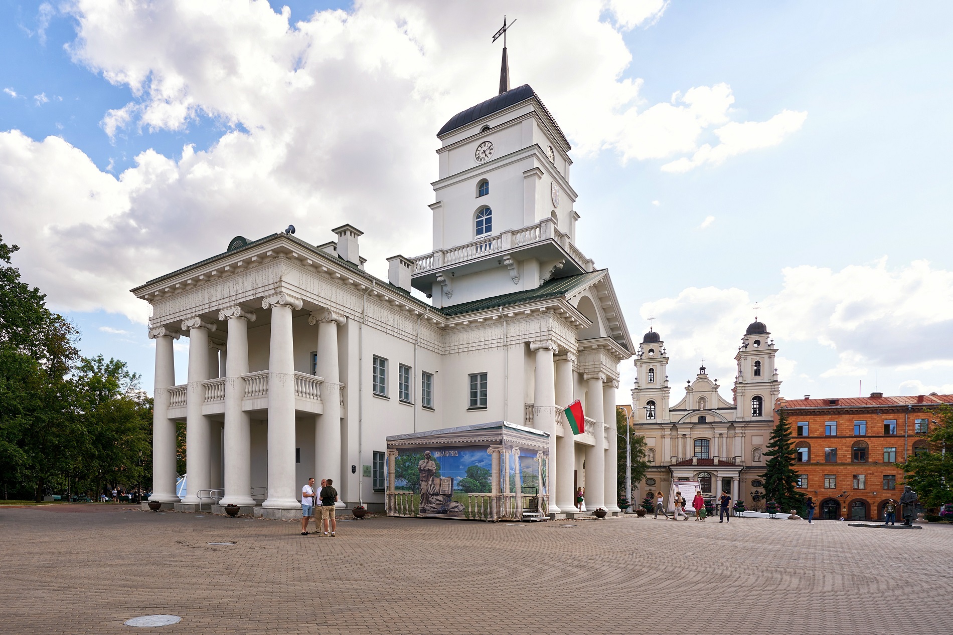 Минская городская ратуша: описание, история, экскурсии, точный адрес