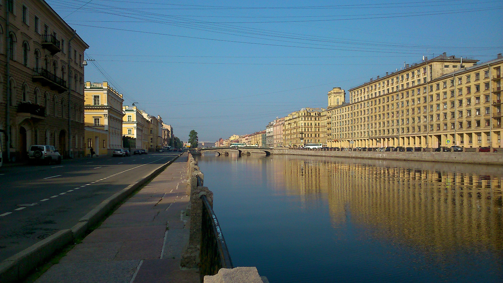 Санкт Петербург улица набережной реки Фонтанка