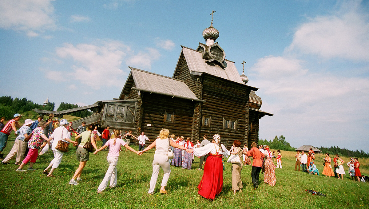 Пермская культура. Камва Пермь Хохловка. Хохловка фестиваль Камва. Фестиваль Камва Пермь. Музей Хохловка праздник.