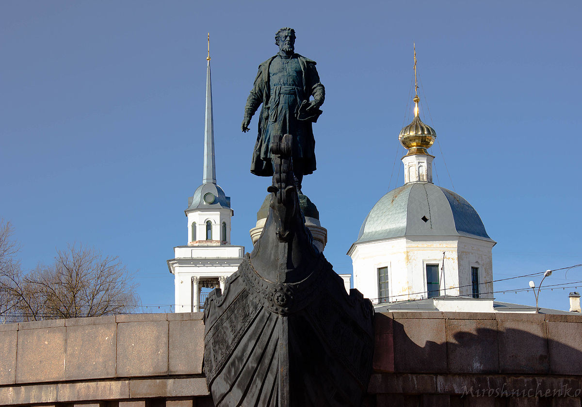 Памятник афанасию никитину в индии фото