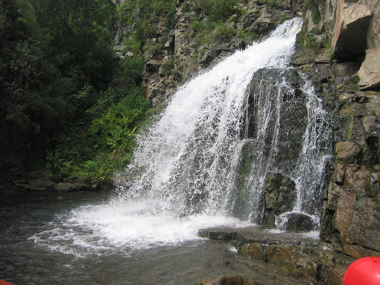 Камышлинский водопад: координаты и фото, что посмотреть и где находится  Камышлинский водопад