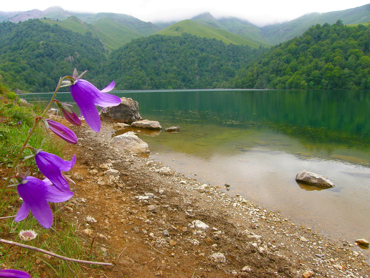 Озеро гейгель азербайджан фото