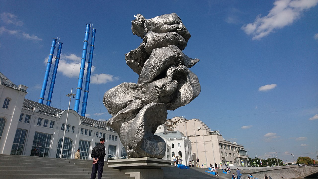 Памятник какахе в москве