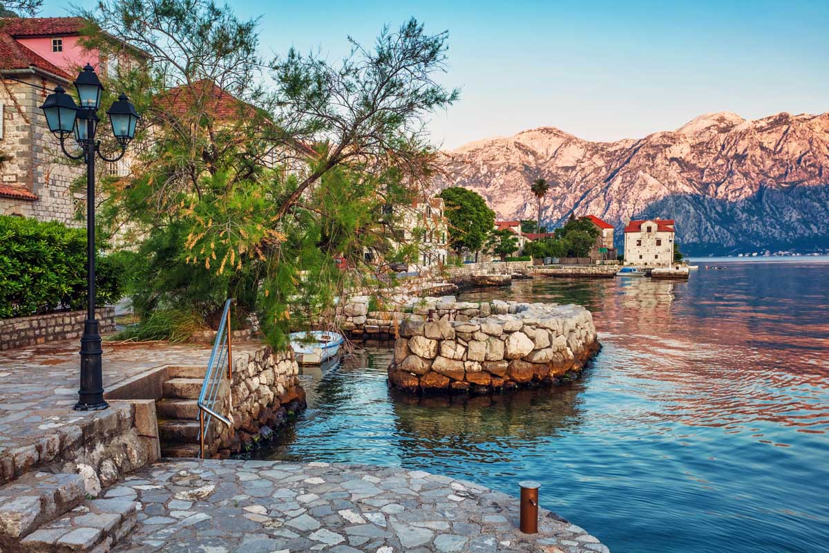 Отдых в Черногории: какой курорт выбрать и где лучше