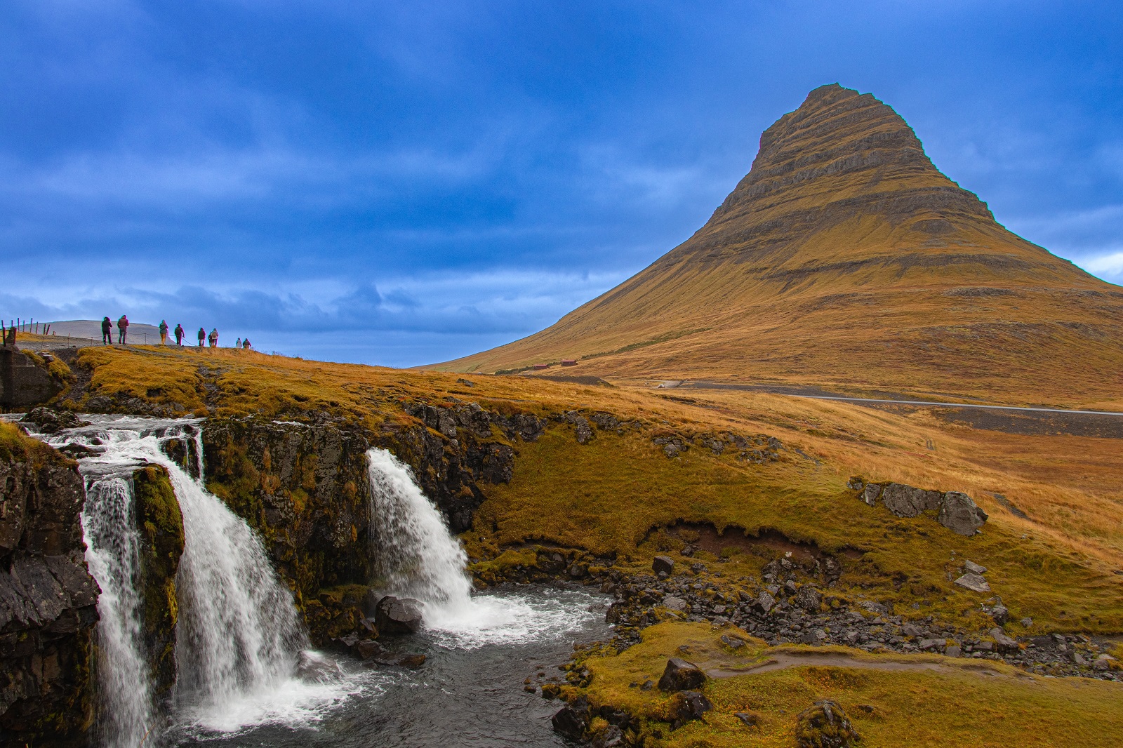 10 Самых необычных и красивых отелей Исландии