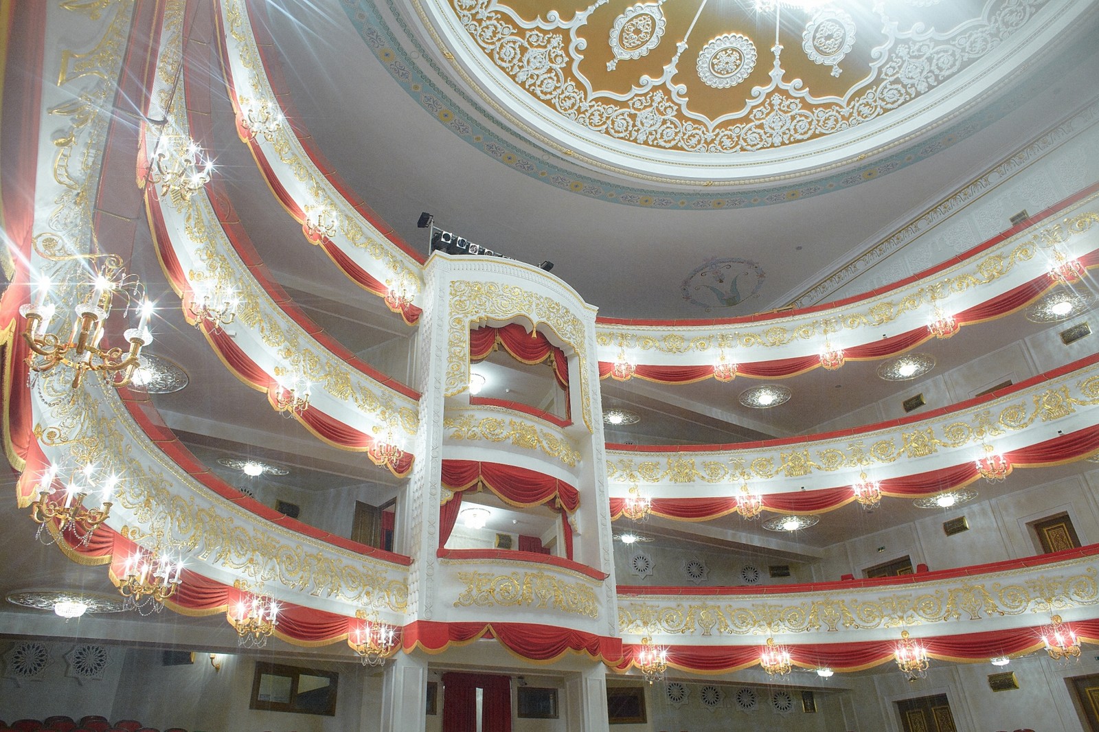 театр оперы и балета свадебные