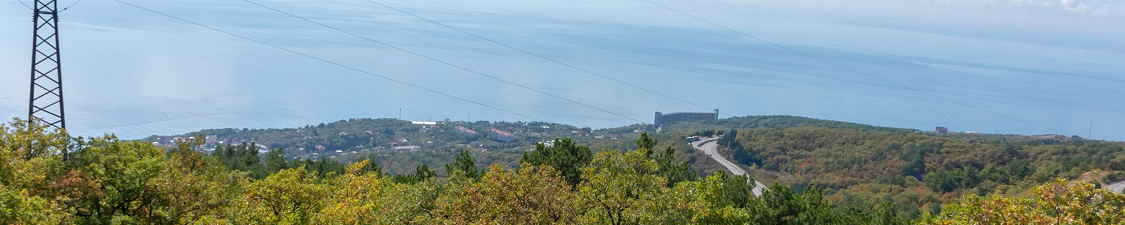 Осенний вид на побережье юга Крыма, в окрестностях сел Подзольное, Кацивели, Понизовка