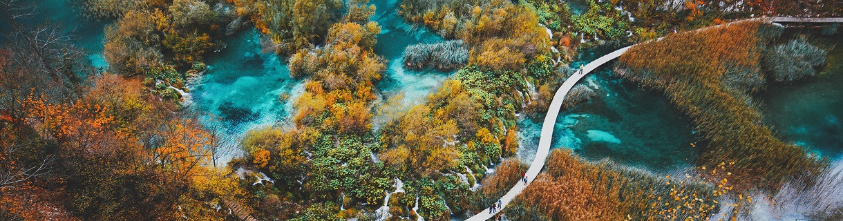 Красивый пейзаж на озере Плитвице, Хорватия