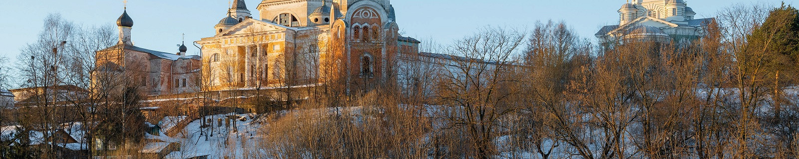 Борисоглебский монастырь зимой, Торжок