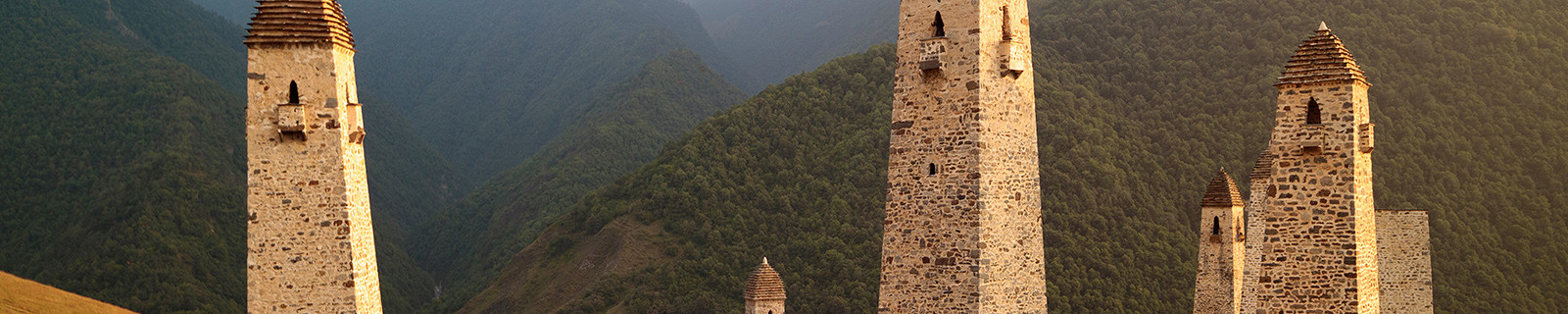 Республика Ингушетия - Caucasus, Ingushetia, Ингушские-боевые-и-смотровые-башни, горы-Кавказа