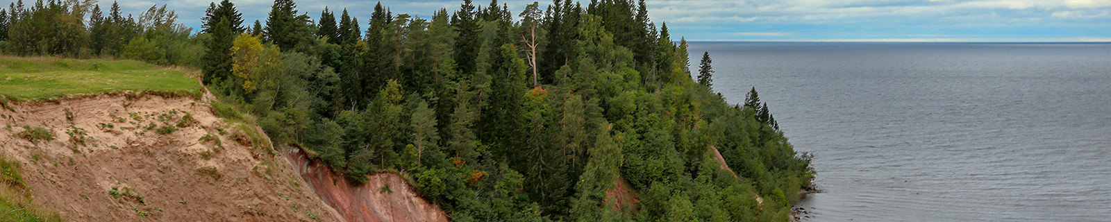 Вологодская область - Andoma-Mountains-by-the-lake-Onega-in-Vologda-oblast-01