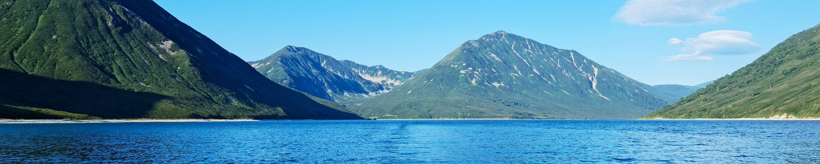 Вид на горы и воду, Сахалинская область