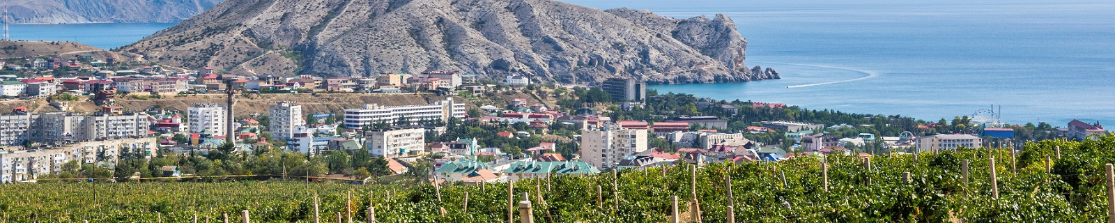 Поселок в Крыму