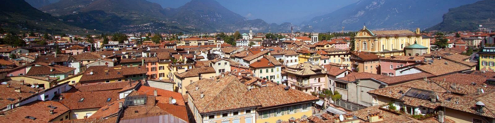 Рива-дель-Гарда, Италия 2024: как добраться, отели, достопримечательности