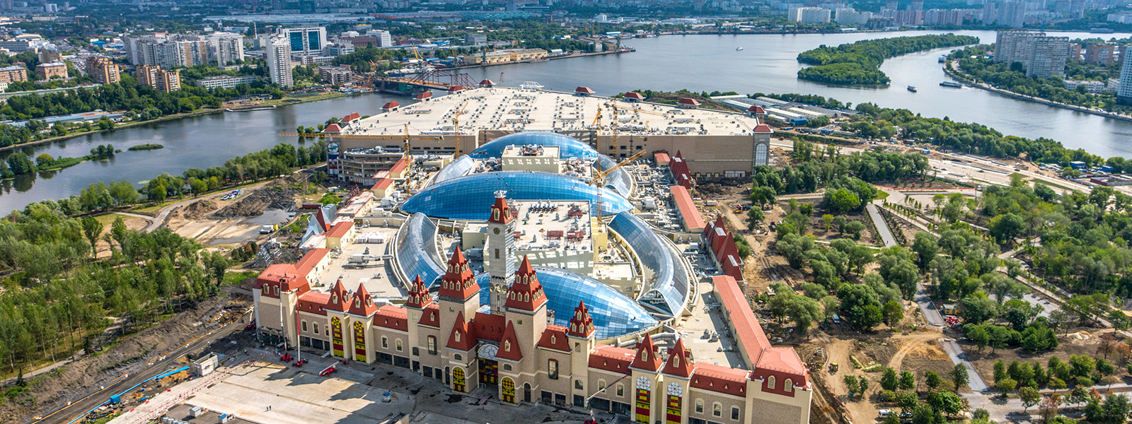 Журнал/В Москве открылся крупнейший в Европе крытый парк развлечений: чем он хорош