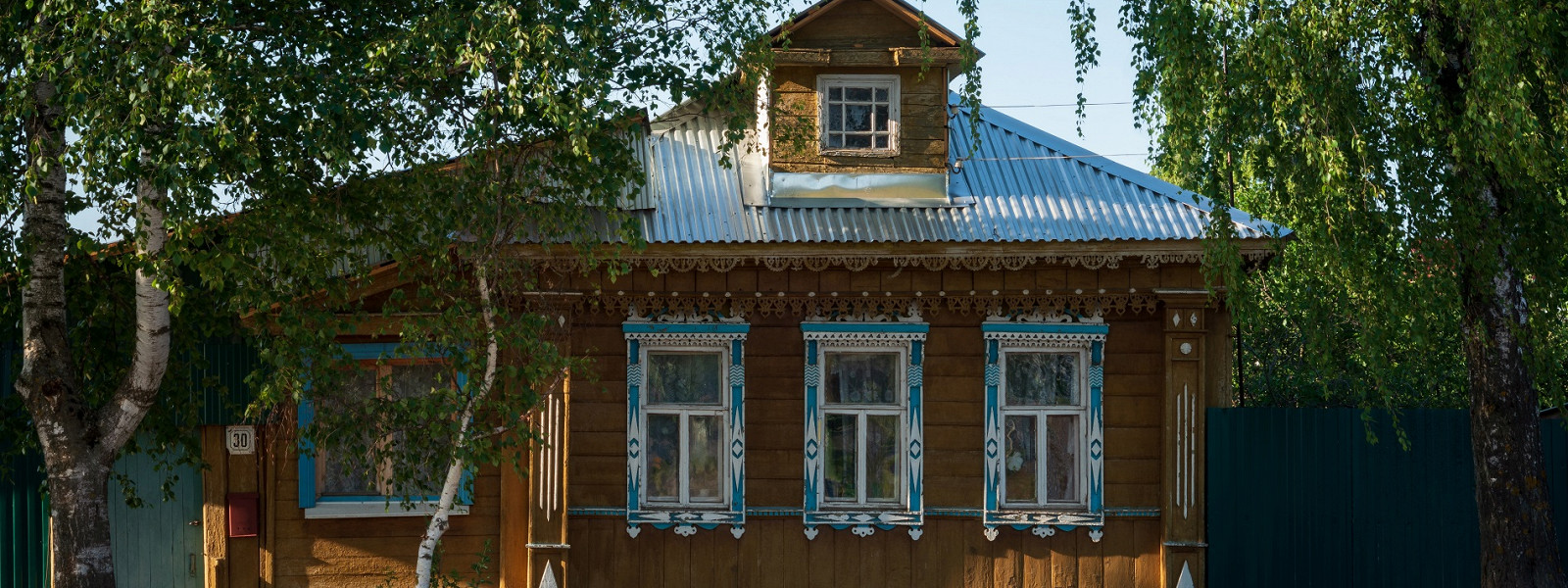 Журнал/А ко мне передом! 11 избушек, ставших модными отелями