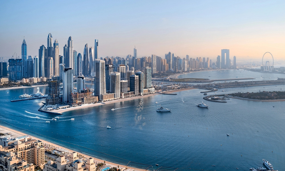 Журнал/«Могли бы в Подмосковье сходить в ТЦ с пальмами»: отзыв о Дубае, который мало походит на заграницу