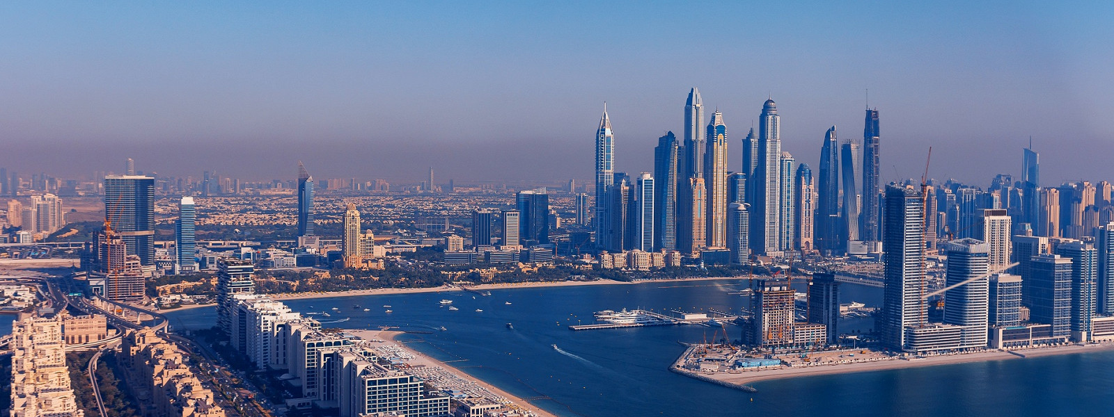 Журнал/ОАЭ устали от туристов — и это уже видно