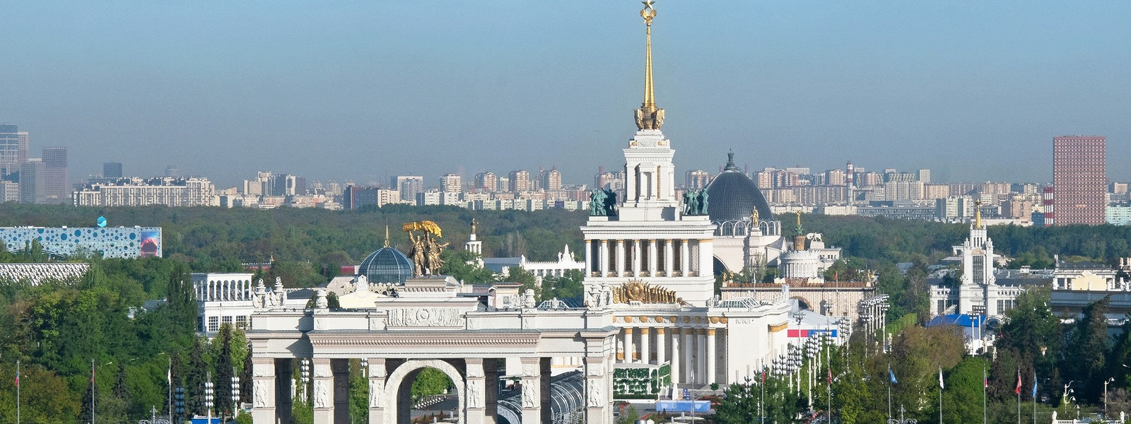 Журнал/Как добраться до ВДНХ: полное руководство по маршрутам и транспорту