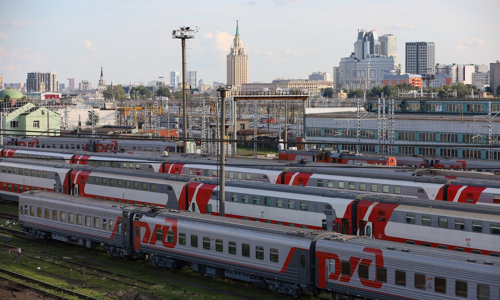 Журнал/Расстояние между Москвой и Петербургом: как добраться и что нужно знать