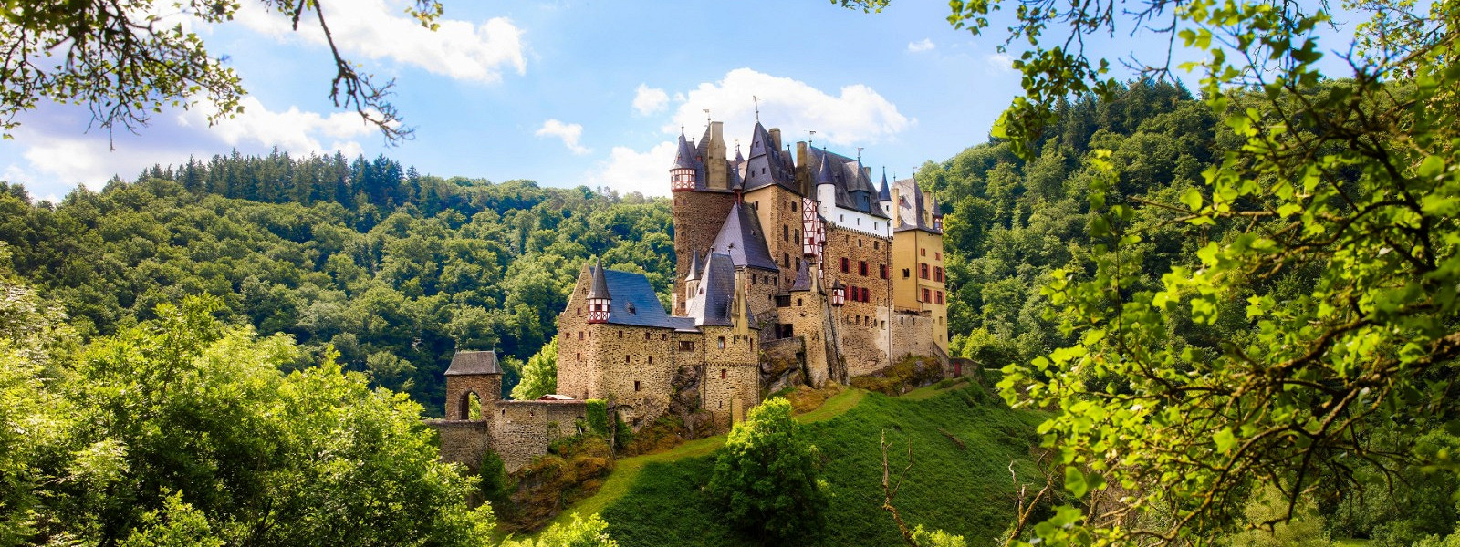 Журнал/Топ-10 самых красивых замков Германии: Нойшванштайн, Морицбург и другие