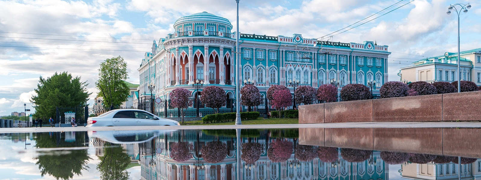 Журнал/Что привезти в подарок из Екатеринбурга