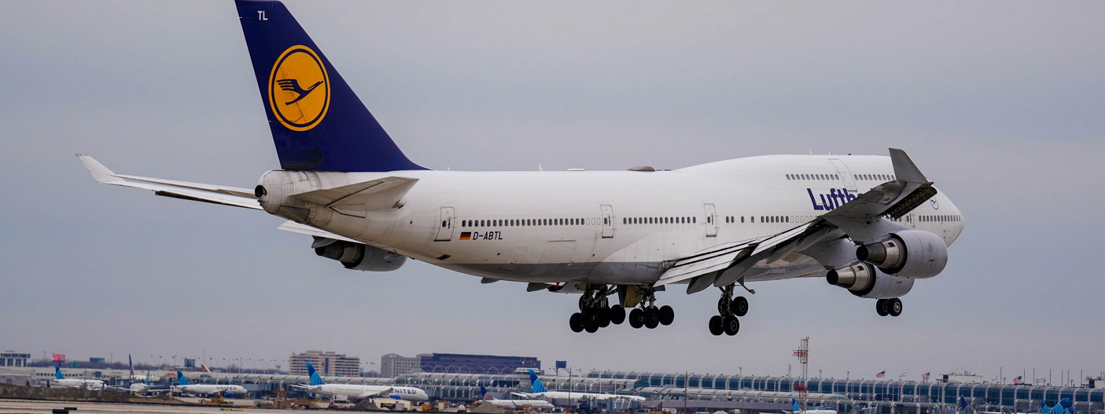 Журнал/Lufthansa: нормы багажа в эконом- и бизнес-классе