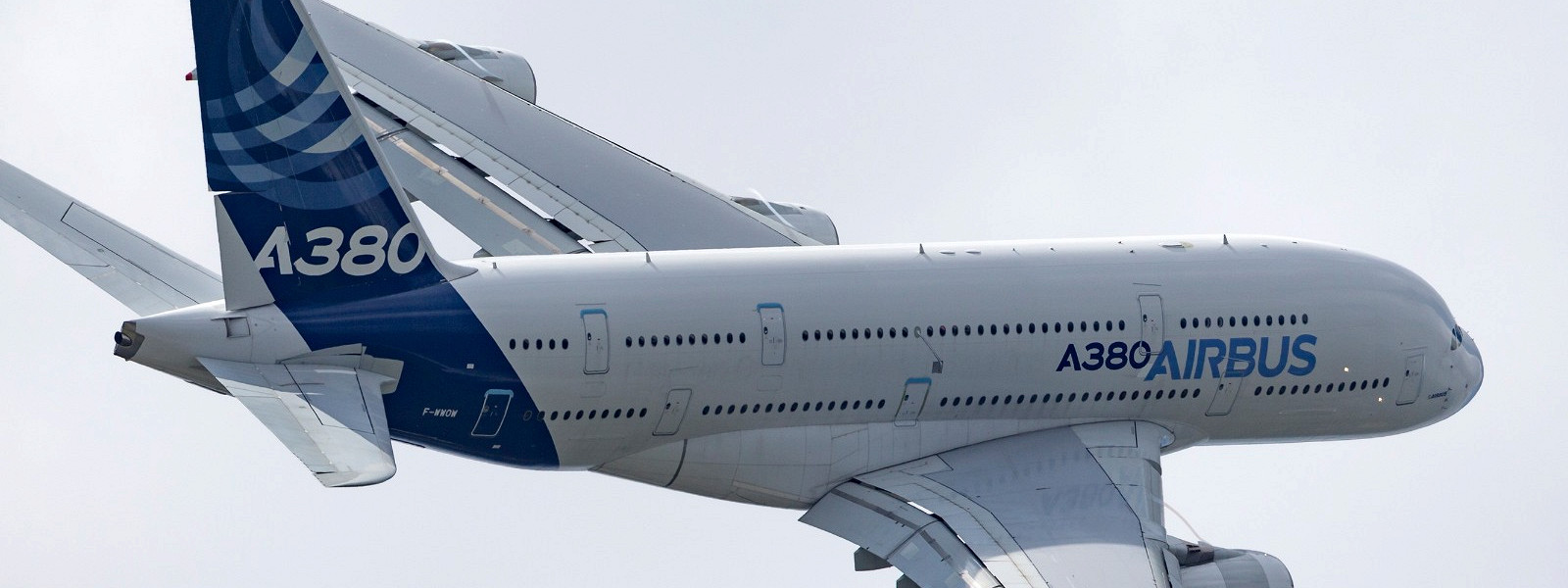 Журнал/Airbus A380: почему вам стоит полетать на этом громадном самолете
