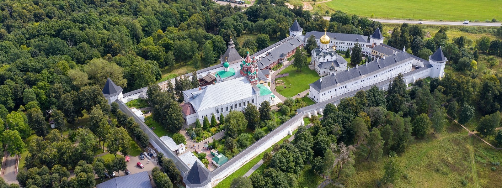 Журнал/«Все какое-то упадническое»: туристка объяснила, почему Звенигород переоценен