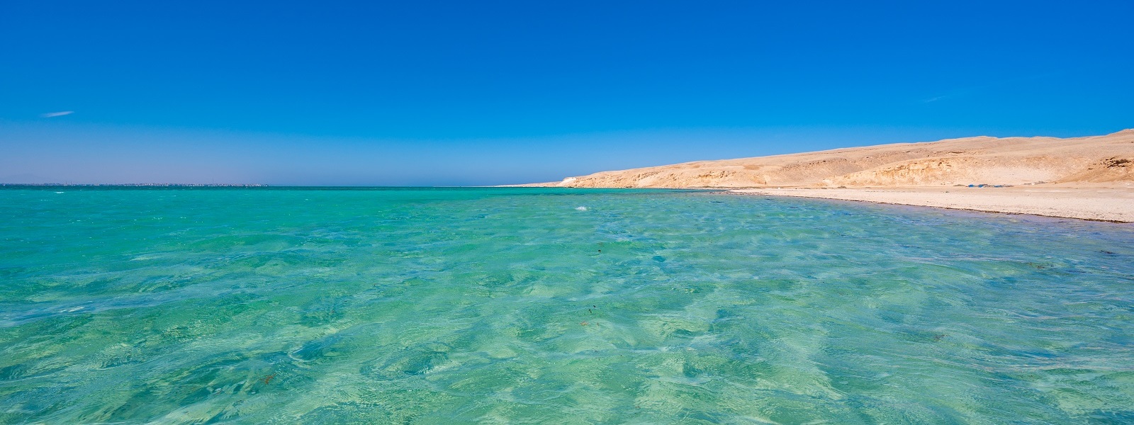 При какой температуре воды в море комфортно купаться