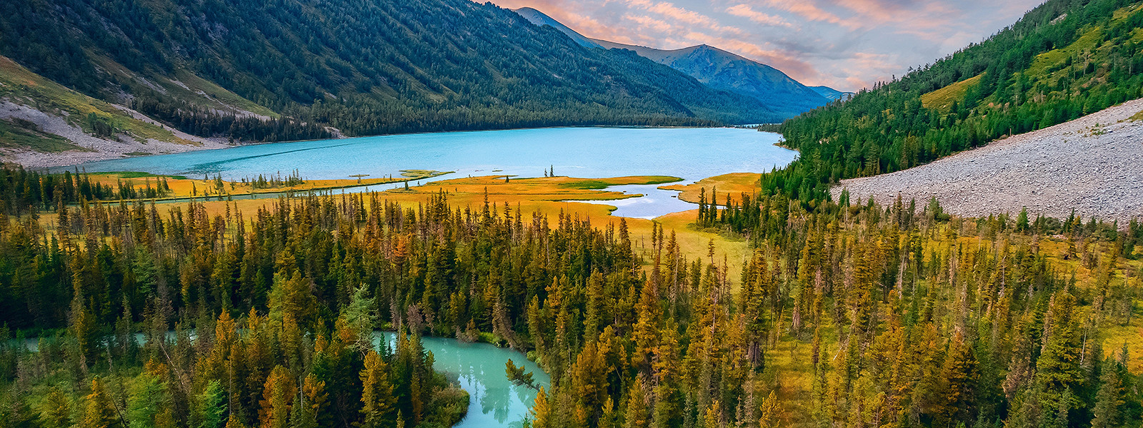 Журнал/5 неожиданных осенних локаций, которые круче Сочи, но о них никто не знает: рассказывает эксперт