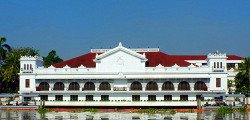 Дворец Малакананг