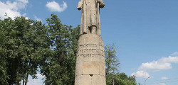 Памятник Ивану Сусанину в Костроме