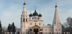 Каток на Советской площади в Ярославле