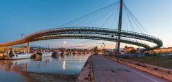 Понте-дель-Маре в Пескаре