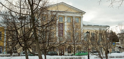 Дом Озерова