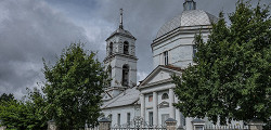 Знаменская церковь Тихвина