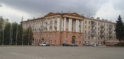 Соборная площадь Липецка