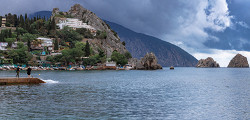 Пляж в бухте Чехова